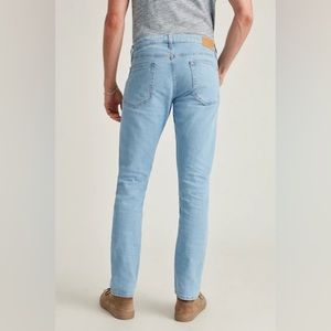 Bonobos All Seasons Jeans 33x30. Worn once originally $99. Slim fit light wash